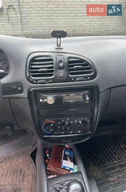 Седан Daewoo Nubira 1998 в 
