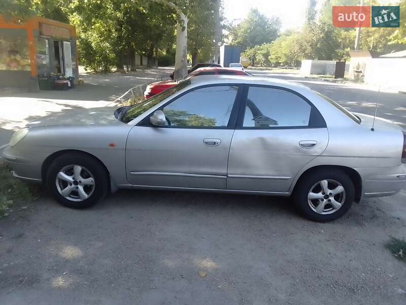 Седан Daewoo Nubira 2003 в Одессе