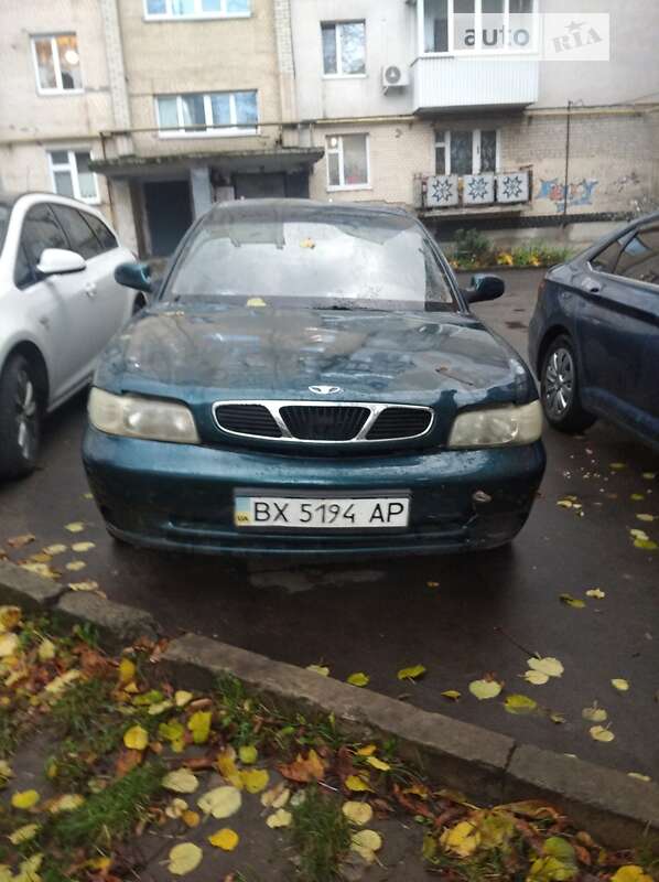 Седан Daewoo Nubira 1998 в Хмельницком