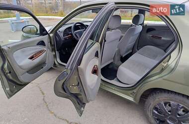 Седан Daewoo Nubira 2003 в 