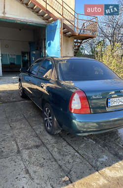 Седан Daewoo Nubira 1998 в Одессе