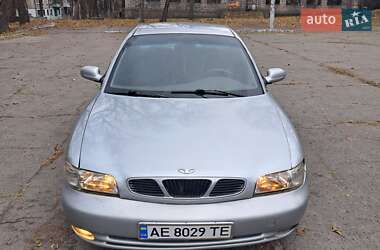 Седан Daewoo Nubira 1998 в Каменском