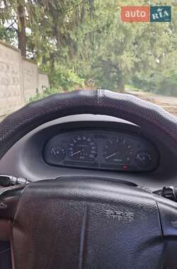 Седан Daewoo Nubira 1998 в 