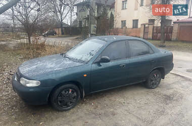 Седан Daewoo Nubira 1998 в Харкові