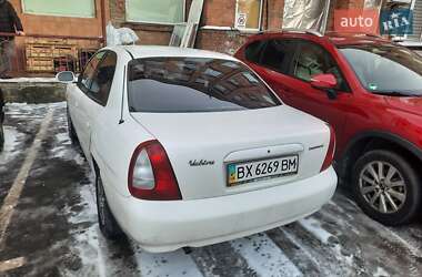 Седан Daewoo Nubira 1998 в Хмельницькому