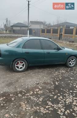Седан Daewoo Nubira 1998 в Гребінках