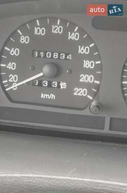Седан Daewoo Nubira 1998 в Гребінках