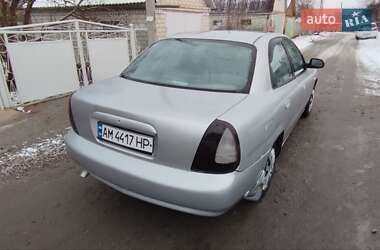 Седан Daewoo Nubira 1998 в Бердичеві