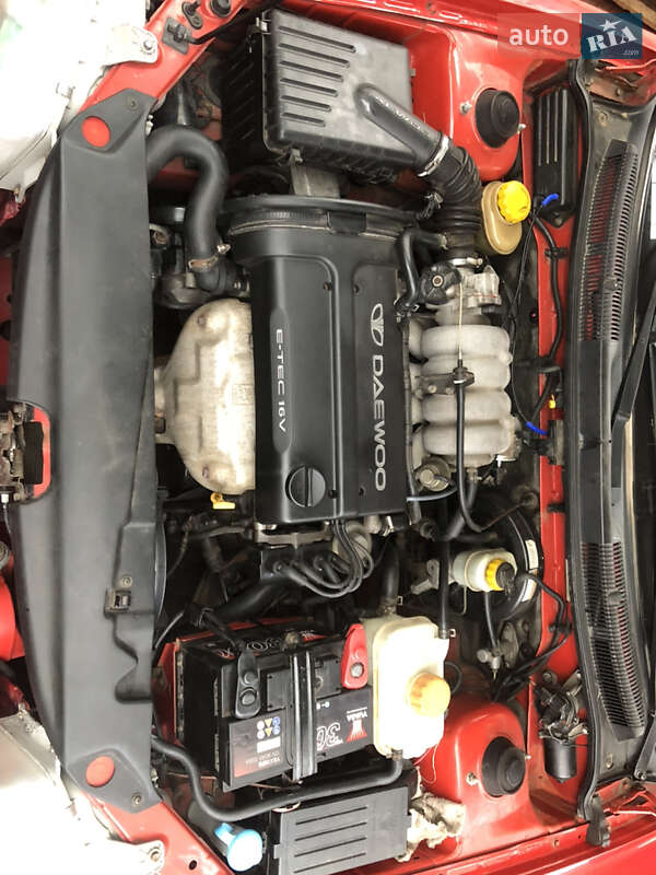 Седан Daewoo Nubira 1998 в Одессе