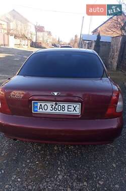 Седан Daewoo Nubira 1998 в Иршаве