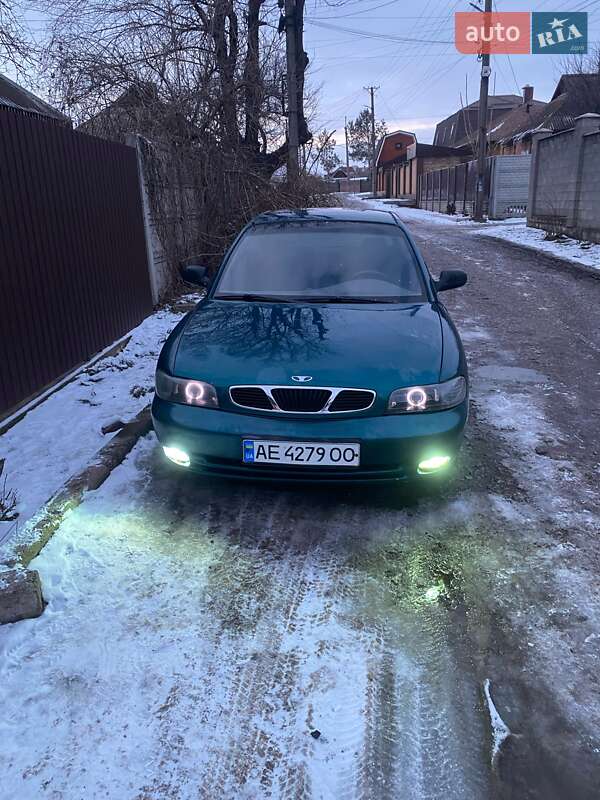 Седан Daewoo Nubira 1998 в Кривом Роге