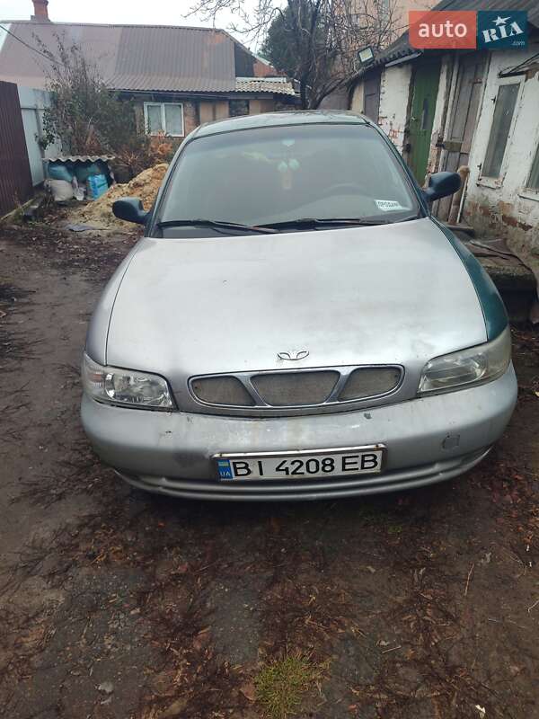 Daewoo Nubira 1998