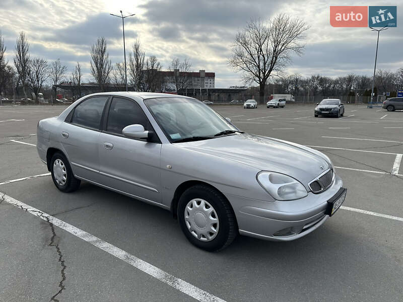 Седан Daewoo Nubira 2001 в 