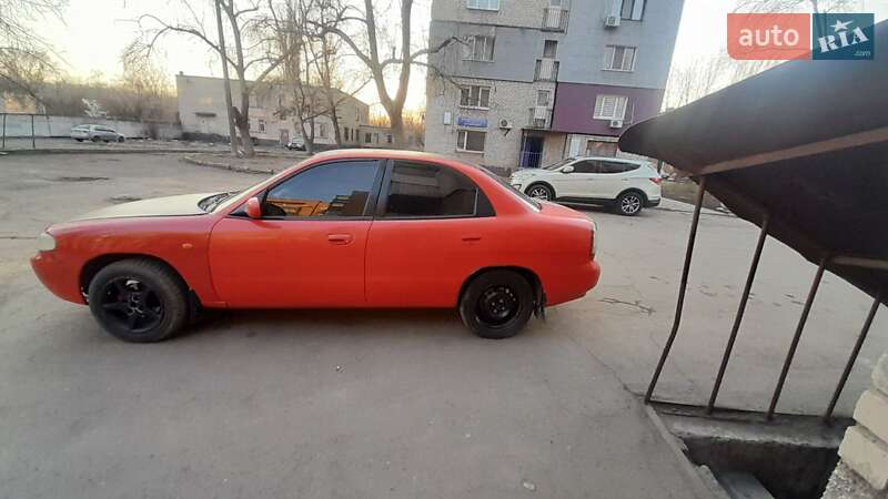 Хетчбек Daewoo Nubira 1998 в Кривому Розі