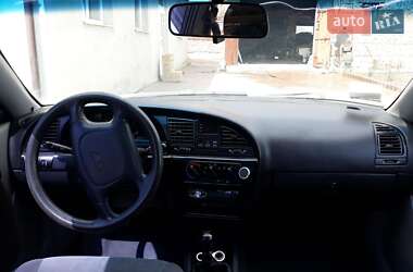 Седан Daewoo Nubira 1998 в Тернополе