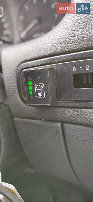 Седан Daewoo Nubira 1998 в Черкассах