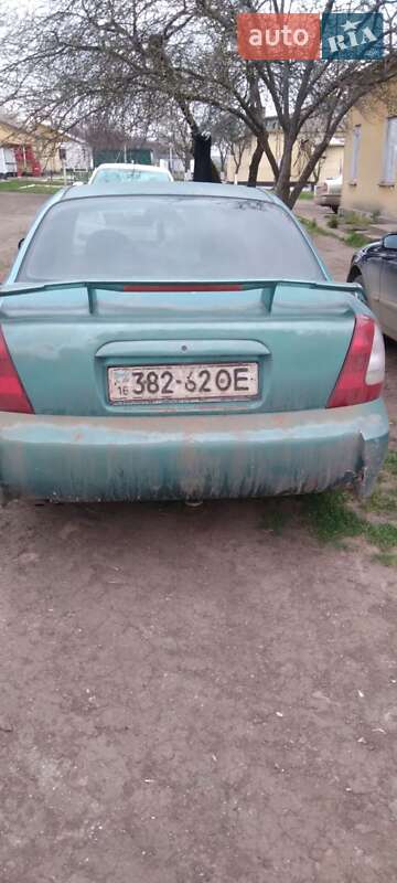 Седан Daewoo Nubira 1998 в 