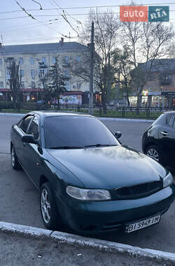 Седан Daewoo Nubira 1998 в 