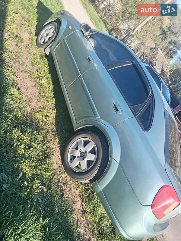 Седан Daewoo Nubira 2003 в Хмельницькому