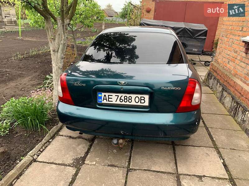 Седан Daewoo Nubira 1998 в 