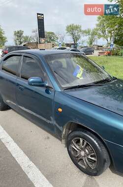 Седан Daewoo Nubira 1998 в 