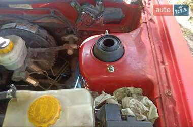 Хэтчбек Daewoo Nubira 1998 в 