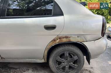 Хетчбек Daewoo Nubira 1998 в 
