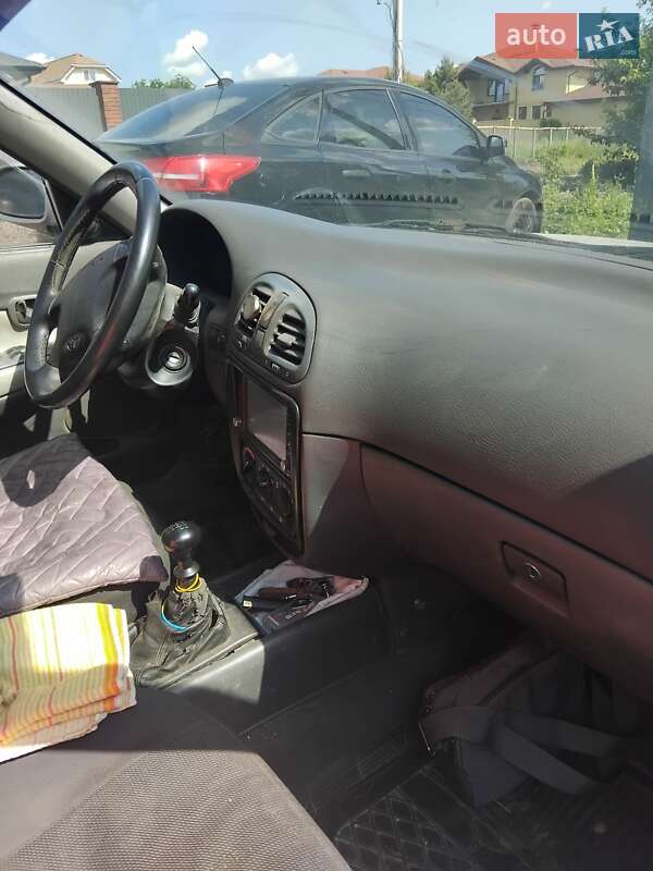Седан Daewoo Nubira 1998 в Харькове