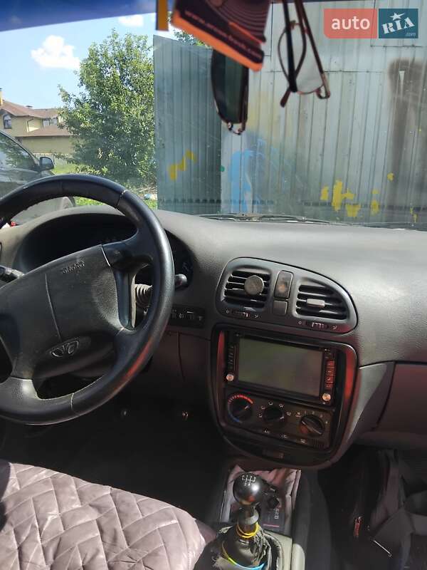 Daewoo Nubira 1998