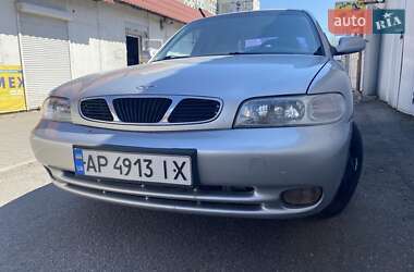 Хэтчбек Daewoo Nubira 1998 в 