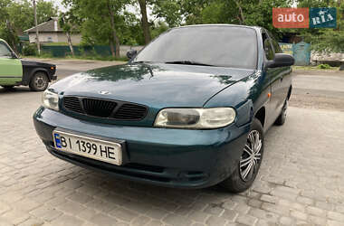 Седан Daewoo Nubira 1998 в Кременчуге