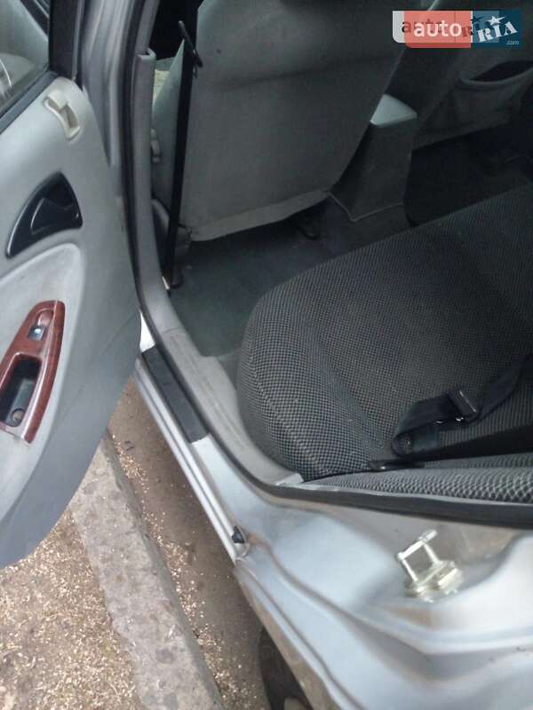 Седан Daewoo Nubira 2003 в Одесі