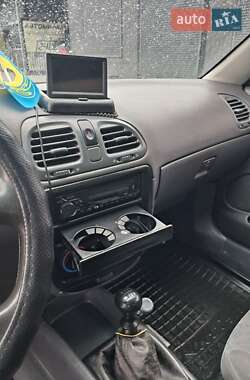 Седан Daewoo Nubira 1998 в 