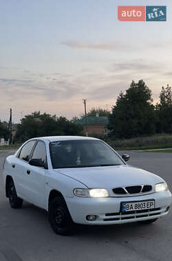 Седан Daewoo Nubira 1998 в Полтаве
