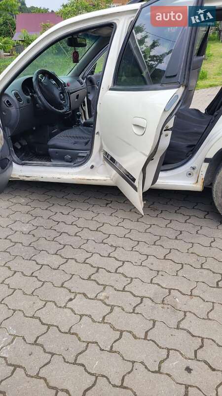 Універсал Daewoo Nubira 1997 в Львові
