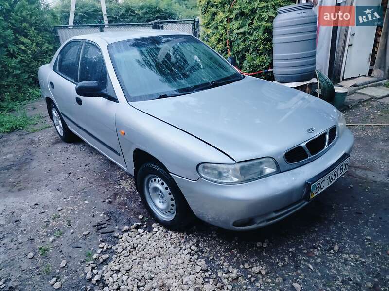 Седан Daewoo Nubira 1999 в 