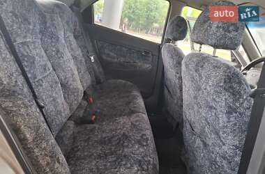 Седан Daewoo Nubira 1998 в 