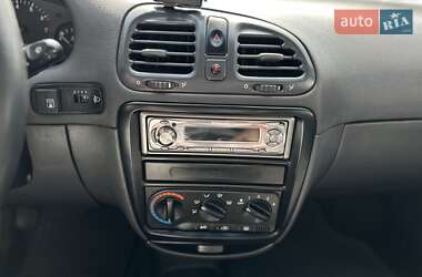 Седан Daewoo Nubira 1998 в 