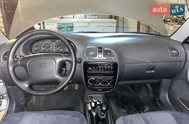 Седан Daewoo Nubira 1998 в 