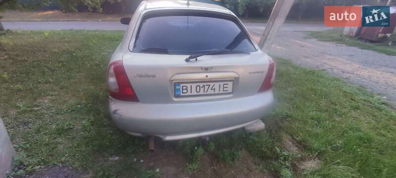 Хэтчбек Daewoo Nubira 1998 в Карловке
