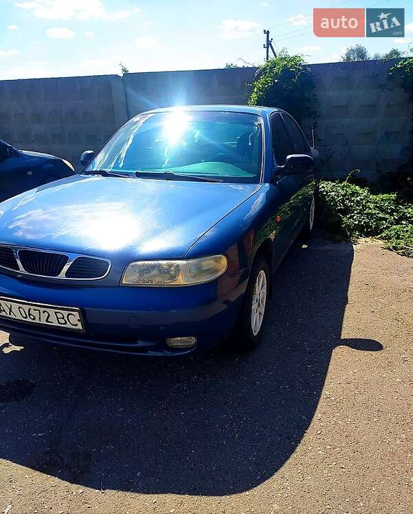 Daewoo Nubira 1998