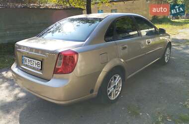 Седан Daewoo Nubira 2004 в 
