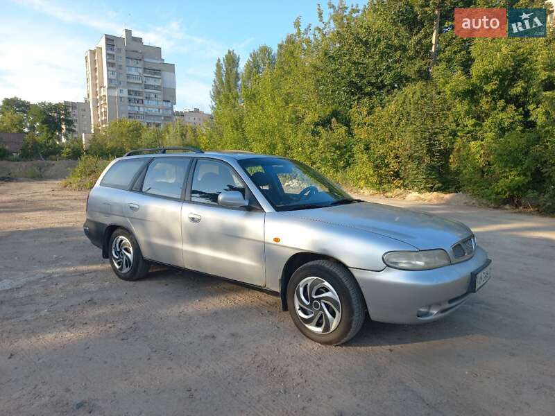 Daewoo Nubira 1998