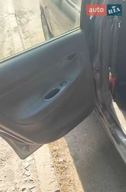 Седан Daewoo Nubira 1998 в 