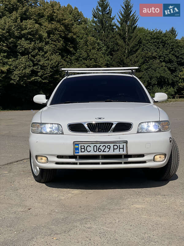 Седан Daewoo Nubira 1998 в 