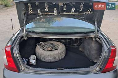 Седан Daewoo Nubira 1998 в 