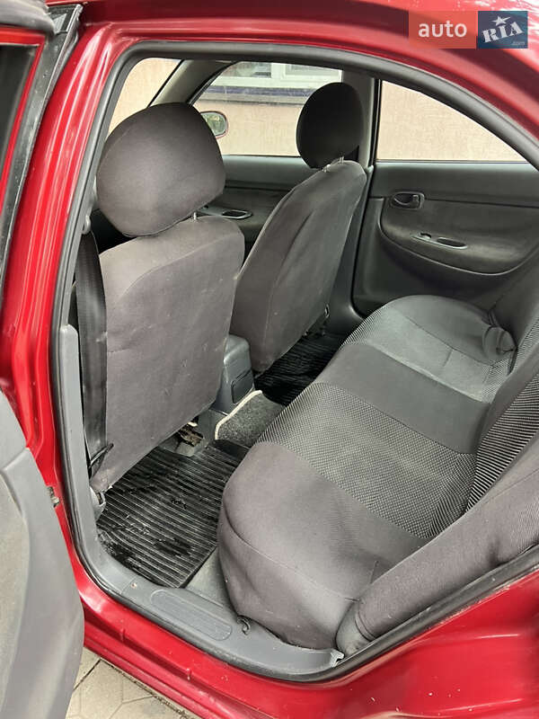 Седан Daewoo Nubira 1998 в Тыврове фото 16 Седан Daewoo Nubira 1998 в Тыврове