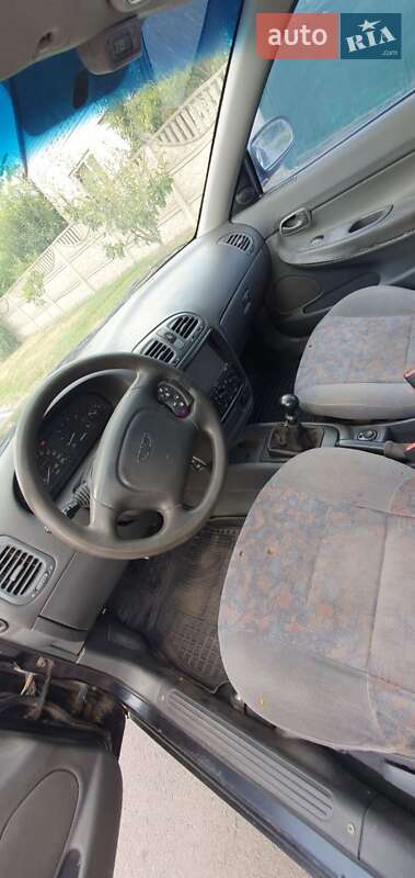 Універсал Daewoo Nubira 1999 в Новомосковську