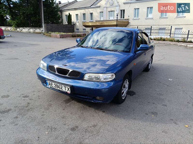 Daewoo Nubira 1998