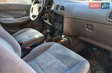 Седан Daewoo Nubira 1998 в 